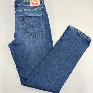 Women's Levi Denim Jean Size 32 Mid Rise skinny